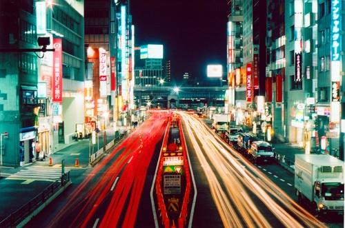 窗外下雨的夜晚心情说说（夜里下雨感慨说说心情）